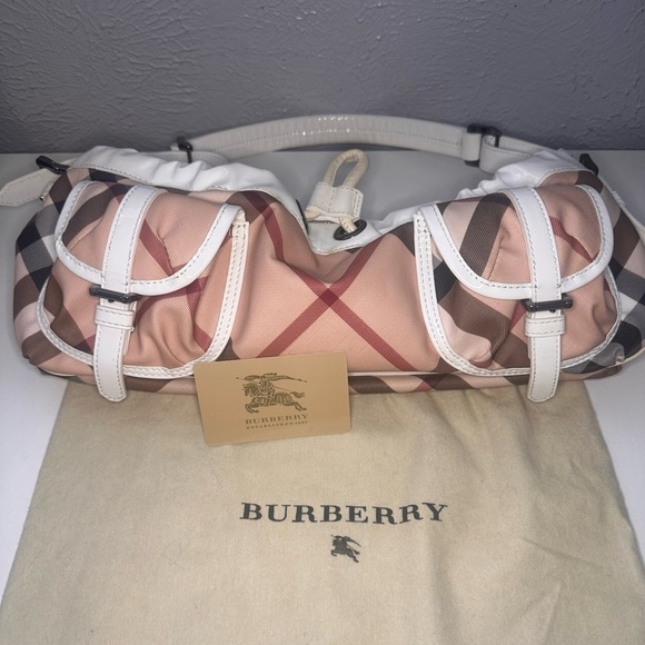 Authentic Burberry Nova Check Shoulder Bag - Like New Condition - Picture 1 of 9